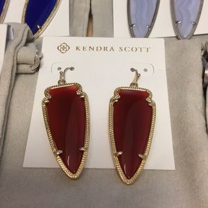 Reserved Kendra Scott skylars